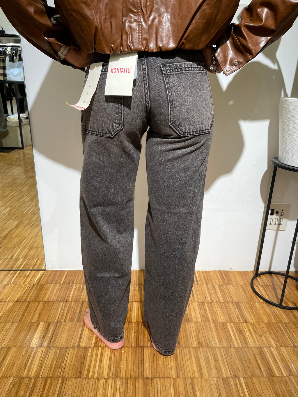 JEANS KONTATTO WIDE LEG CON FIBBIE "LIA"