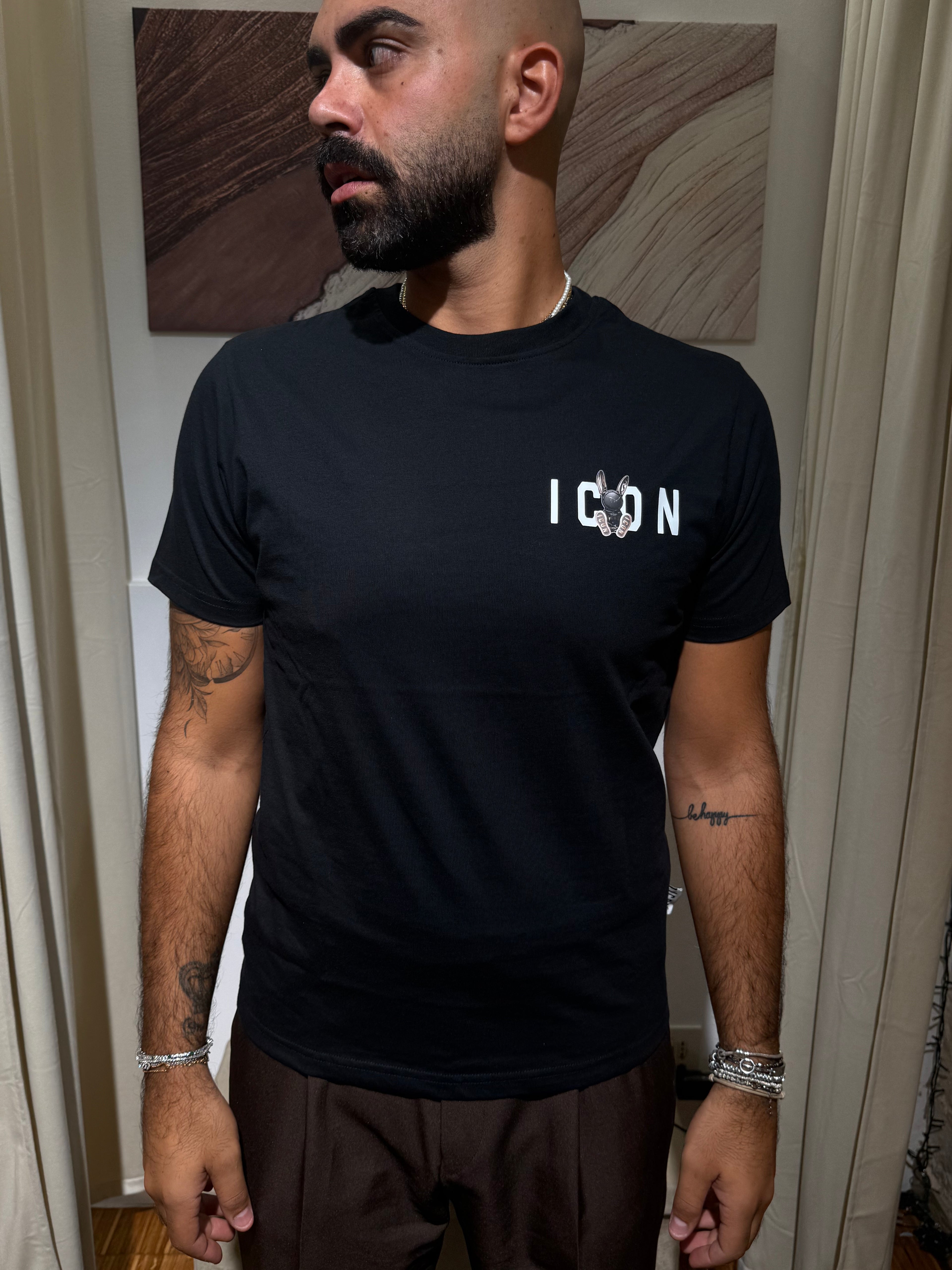 ICON T-SHIRT PUPPET PRINT