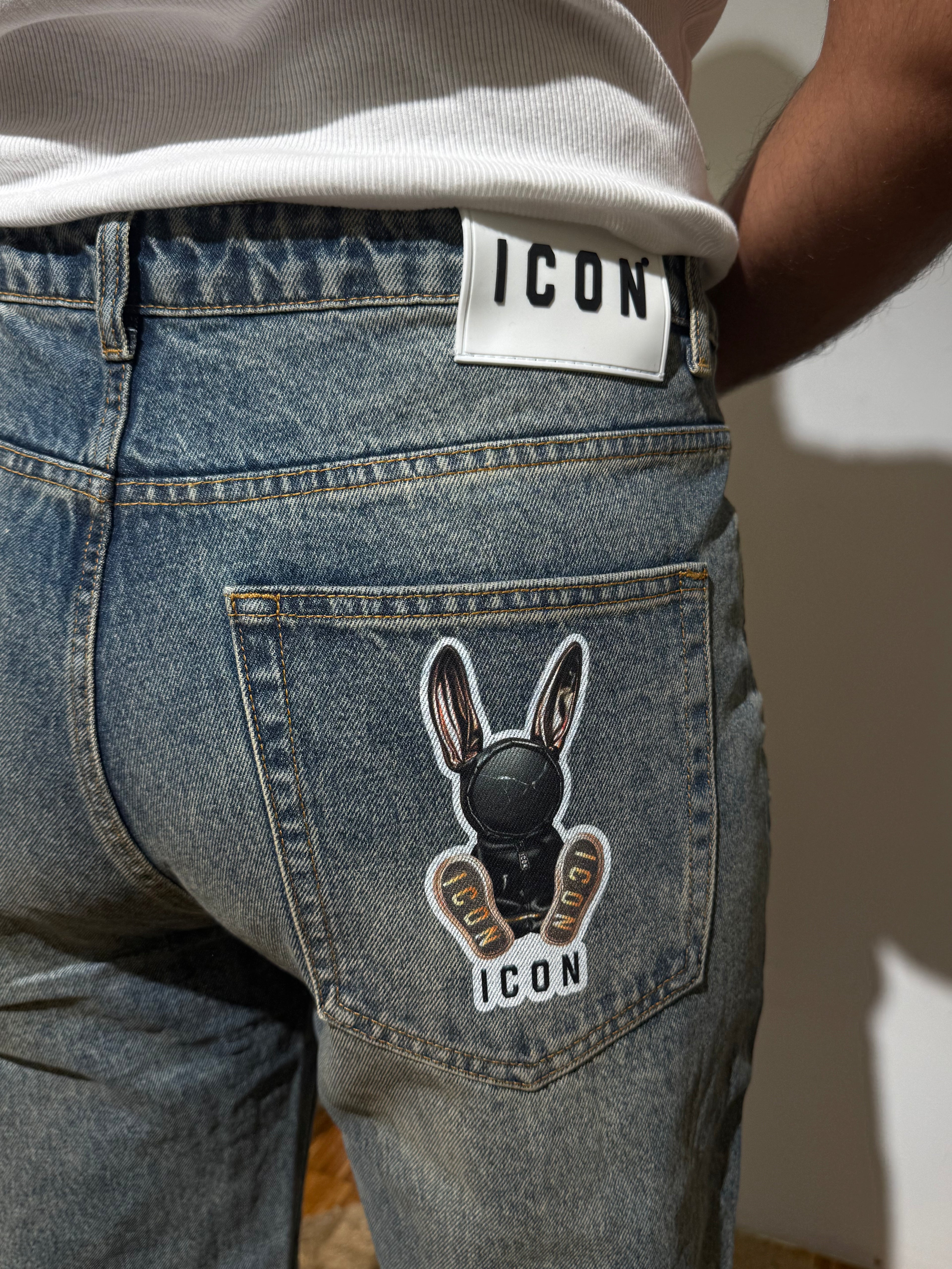 ICON JEANS PUPPET SU TASCA