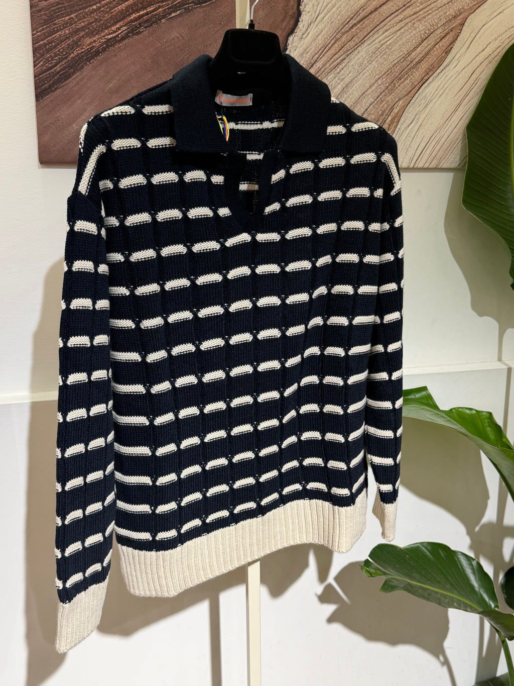 MAGLIONE SCOLLO V OPERATO