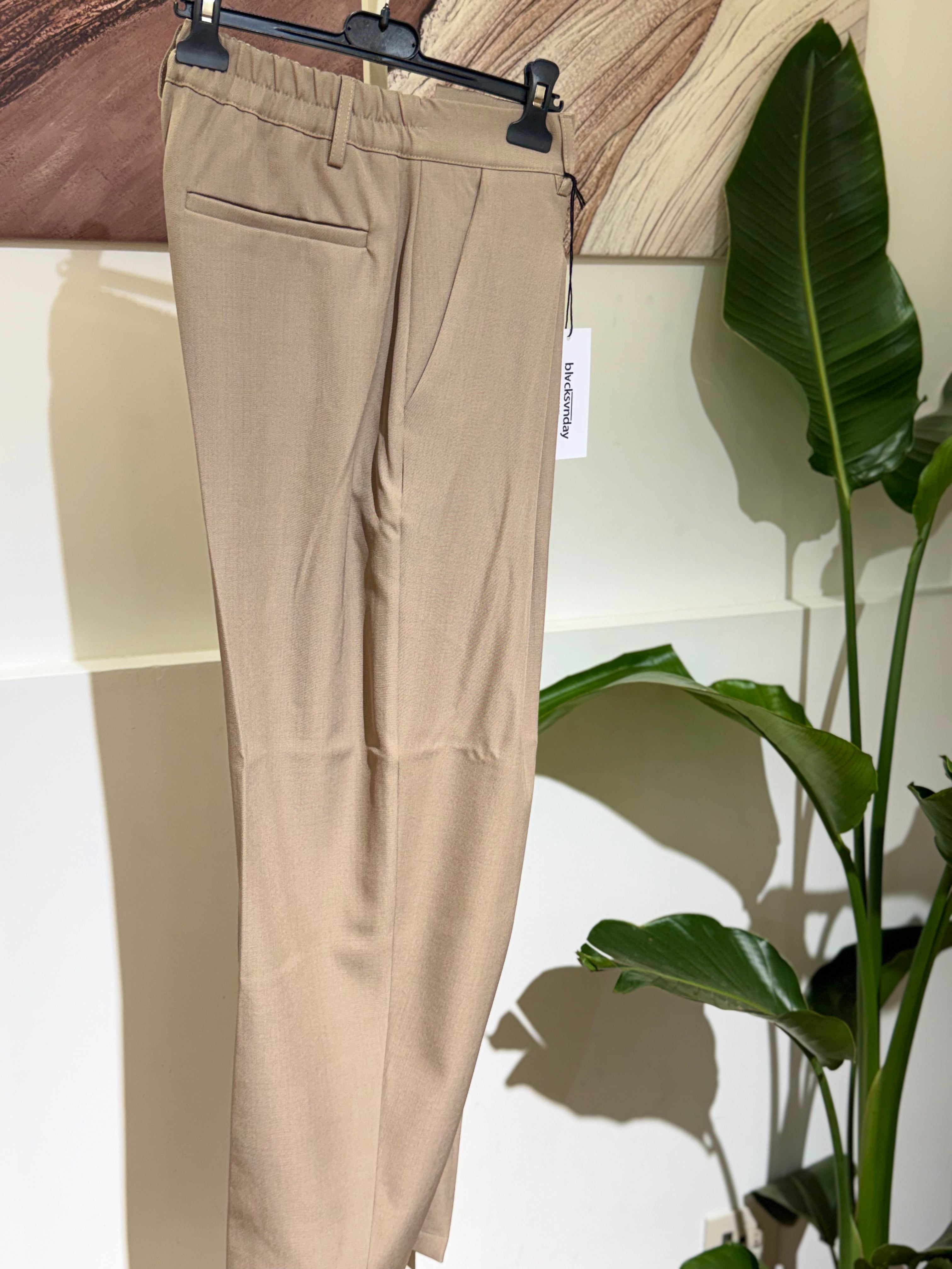 PANTALONE PENCE PRONUNCIATA