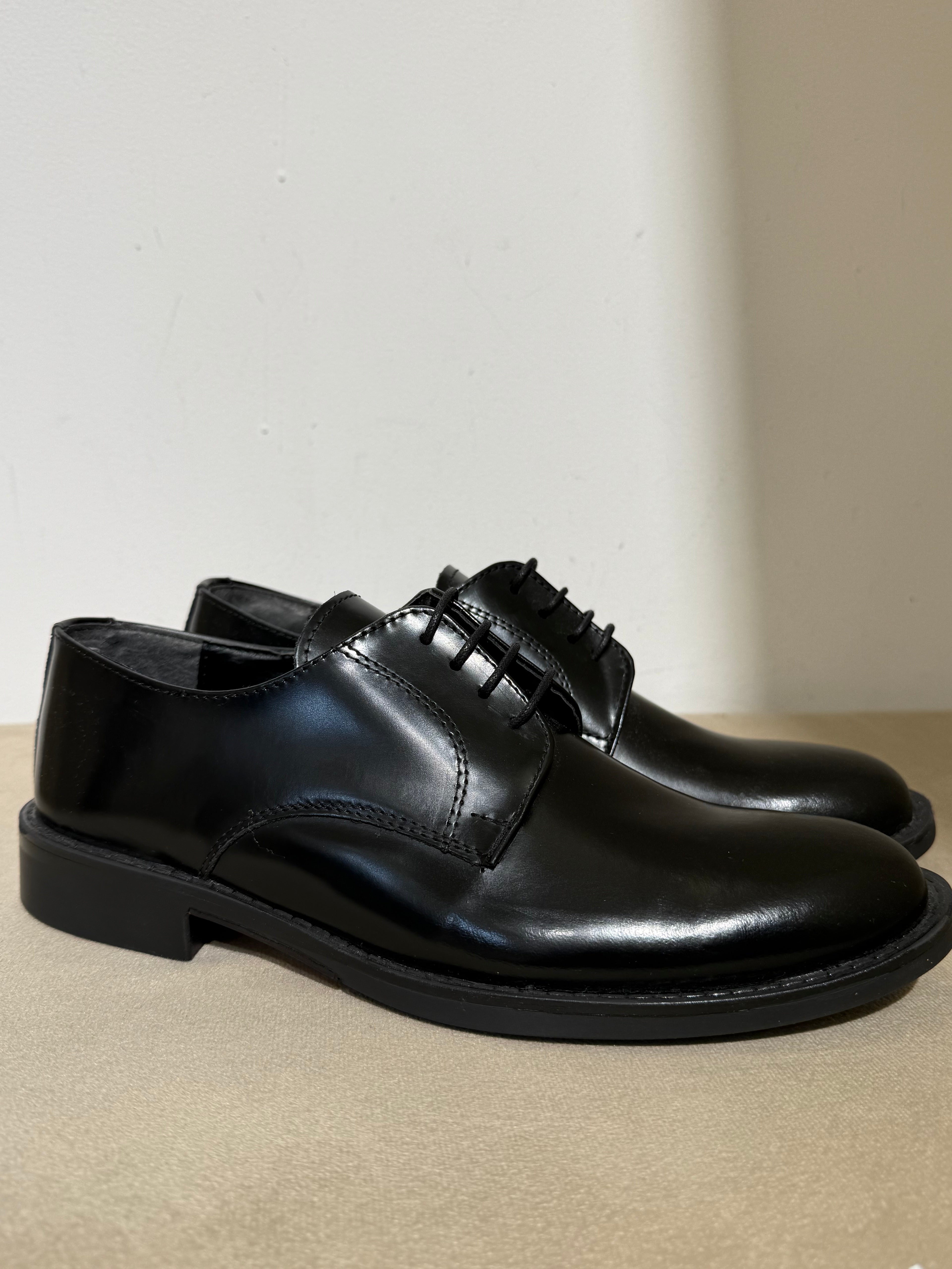 Scarpa in pelle classica stringata uomo