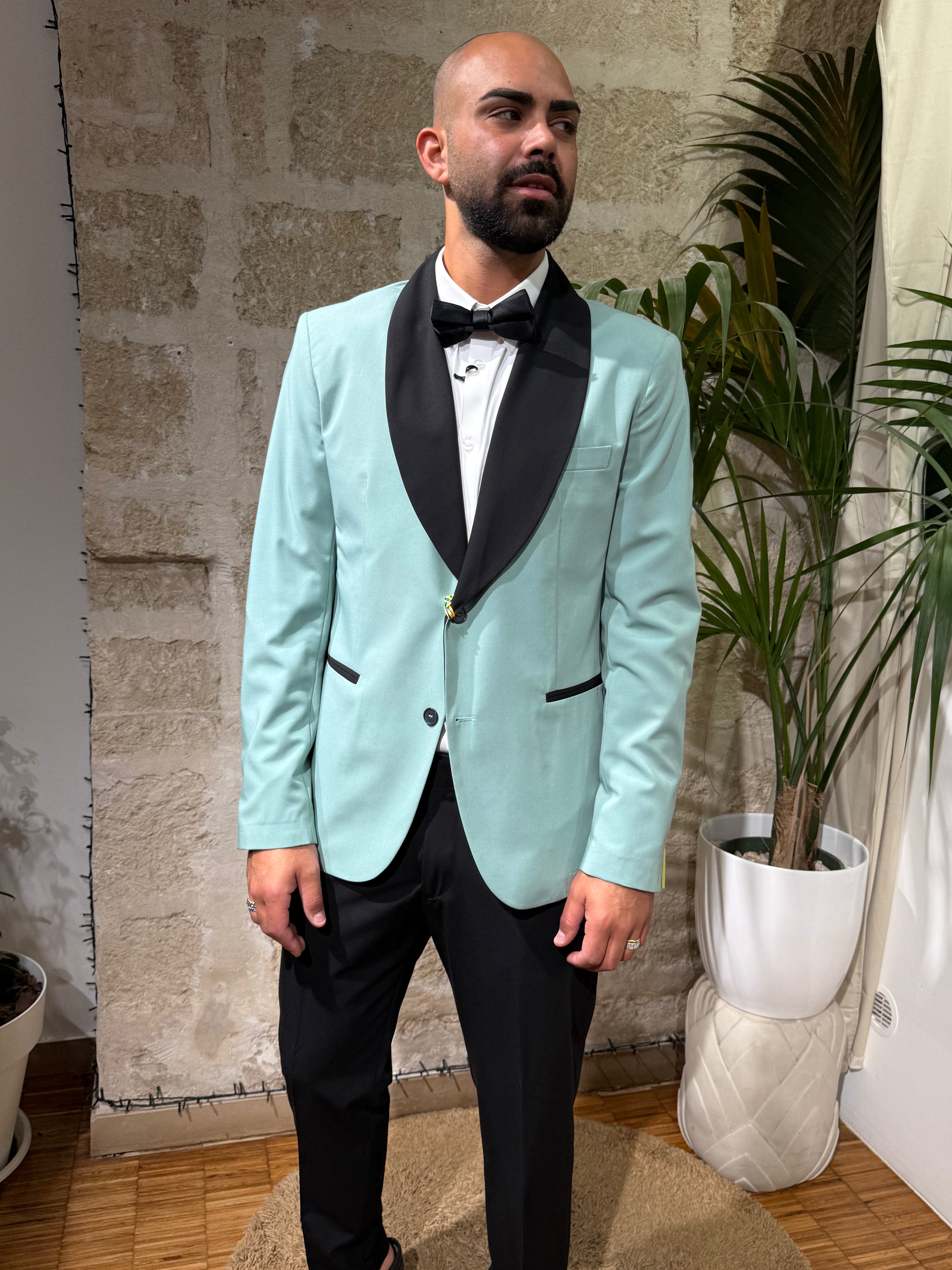 Smoking uomo classico con rever sciallato